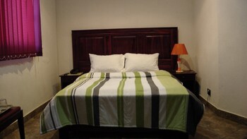 Richland Lodges Kalomo Guestroom