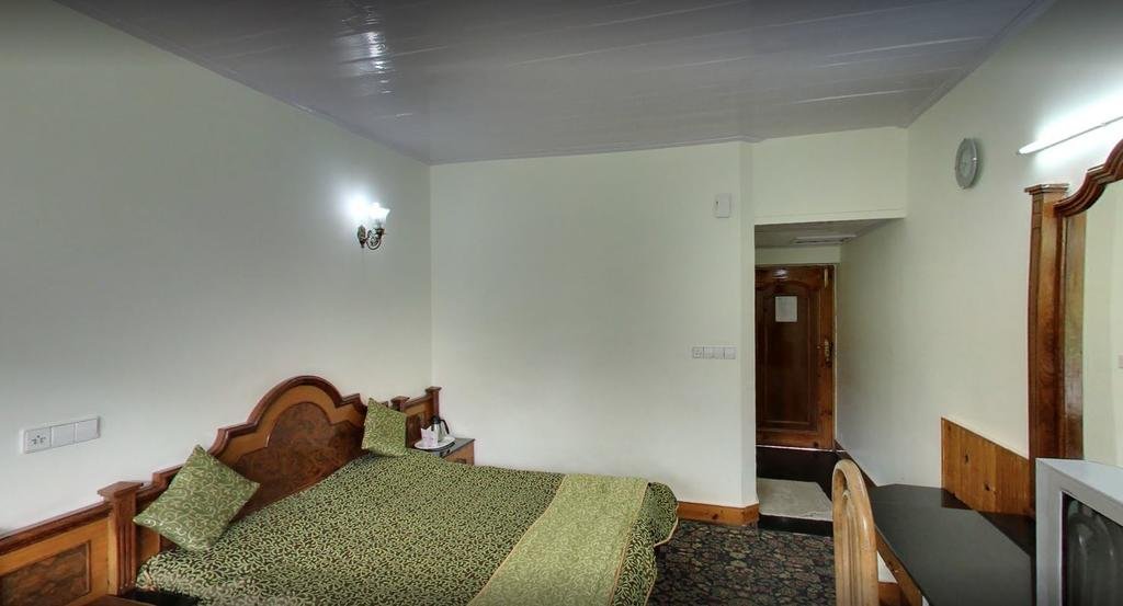 Hotel Green Top 