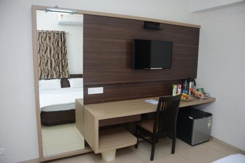 Hotel Kirti 
