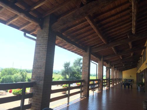 Agriturismo Bassanella (آگریتوریسمو باسانلا) 