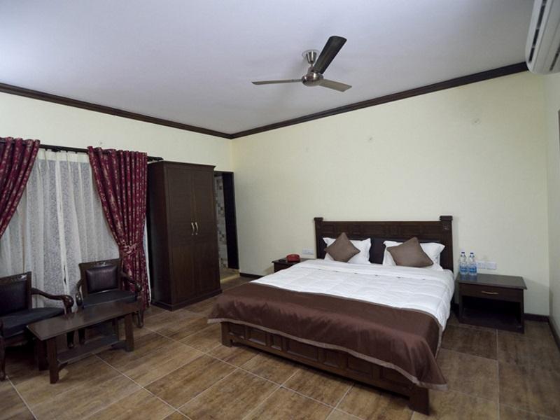Tuskars Resort Corbett 