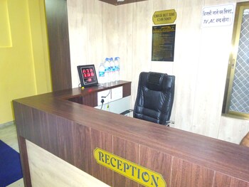 Hotel Gopi Vallabh Reception