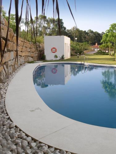 Torrequebrada Golf Gardens Apartment Hotel Description