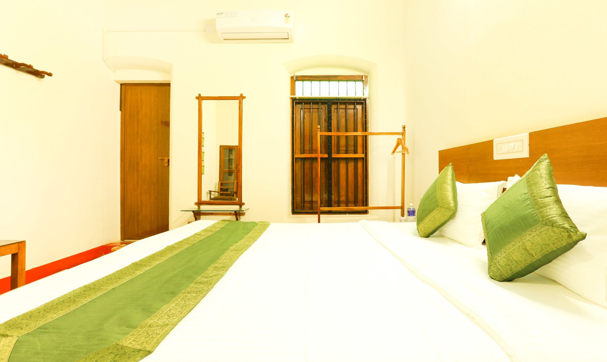 Oyo 15962 Green Aura Resort 