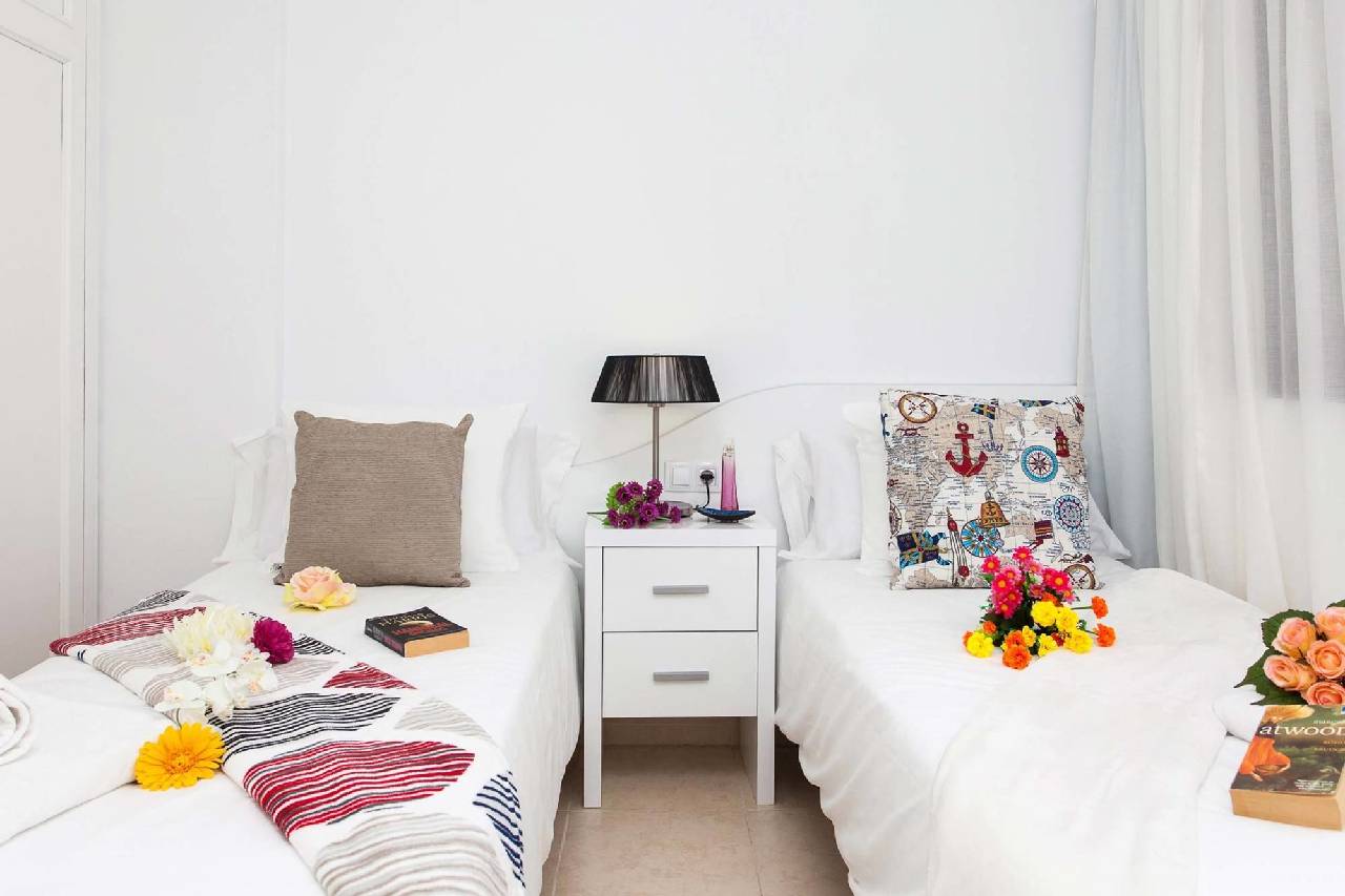 Bristol Mar Apartments 