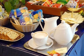 Hotel Marzia Breakfast Area
