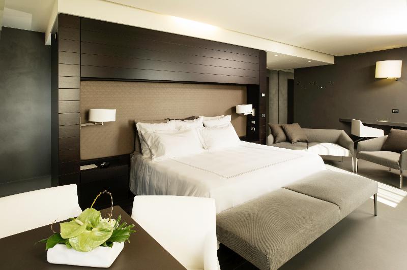 Lido Palace Room