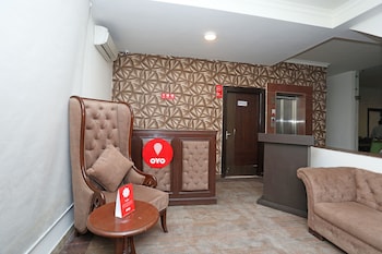 Oyo 11044 Hotel Tulip Suites Reception