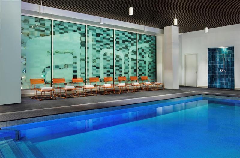 Aloft Boston Seaport District Pool