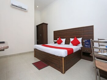 Oyo 9490 Prakash Farm Featured Image