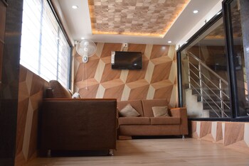 Hotel Megharaj 