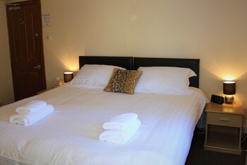 Garmouth Hotel Guestroom