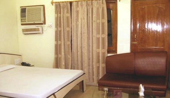 Hotel Anand 