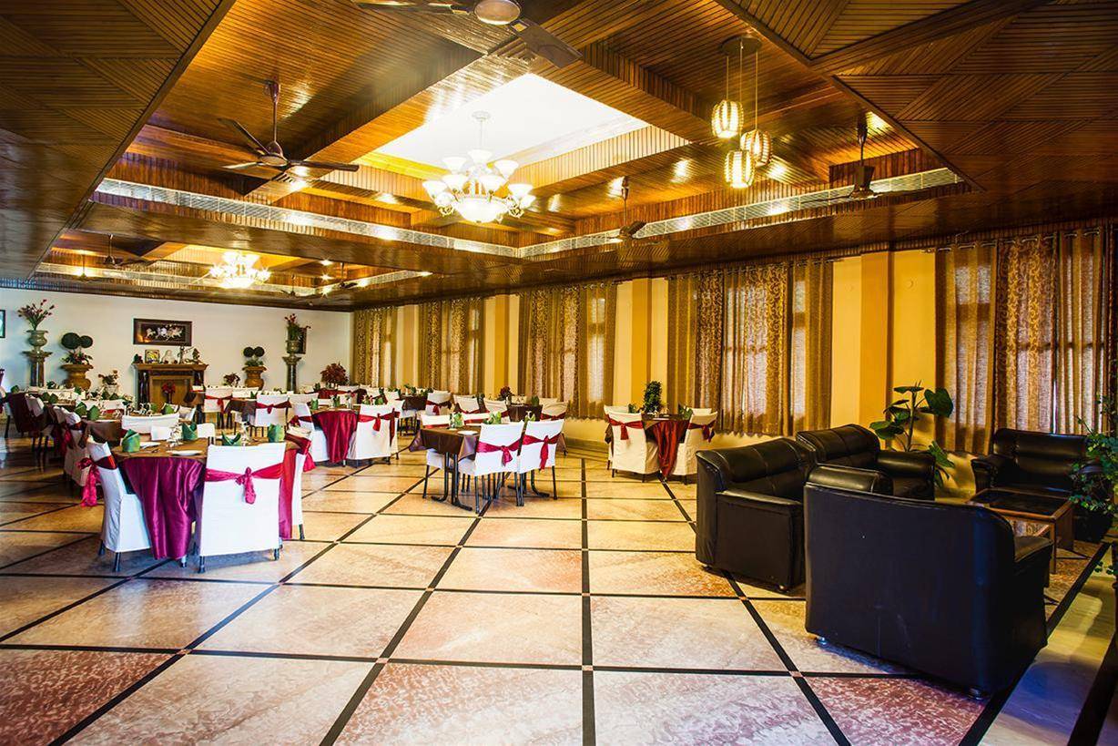 Hotel Corbett Kingdom 