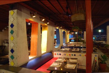 Lords Plaza Surat Dining