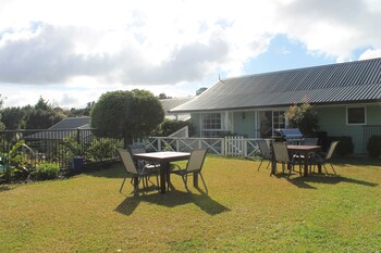 Ash Grove Boutique Motel BBQ/Picnic Area
