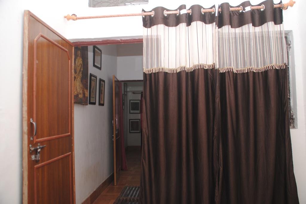 Karina Guest House 