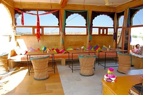 Hotel Pol Haveli 