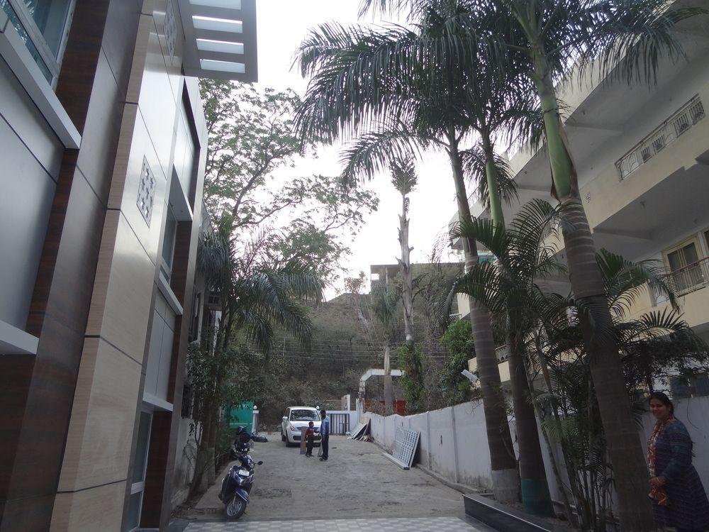Kamakshi Residency By Royal Collection 
