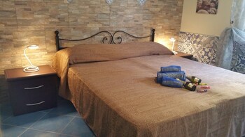 Anastasia Villas B&b Casa Vacanze (آناستاسیا ویلاس ب&ب كاسا واكانز) Guestroom