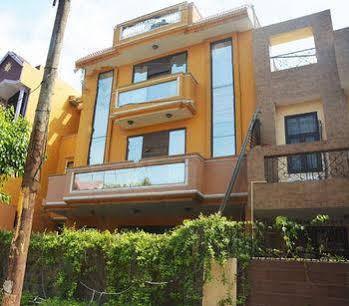 Oyo Rooms Noida Sector 52 Block A 