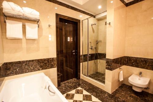 Orion Hotel 