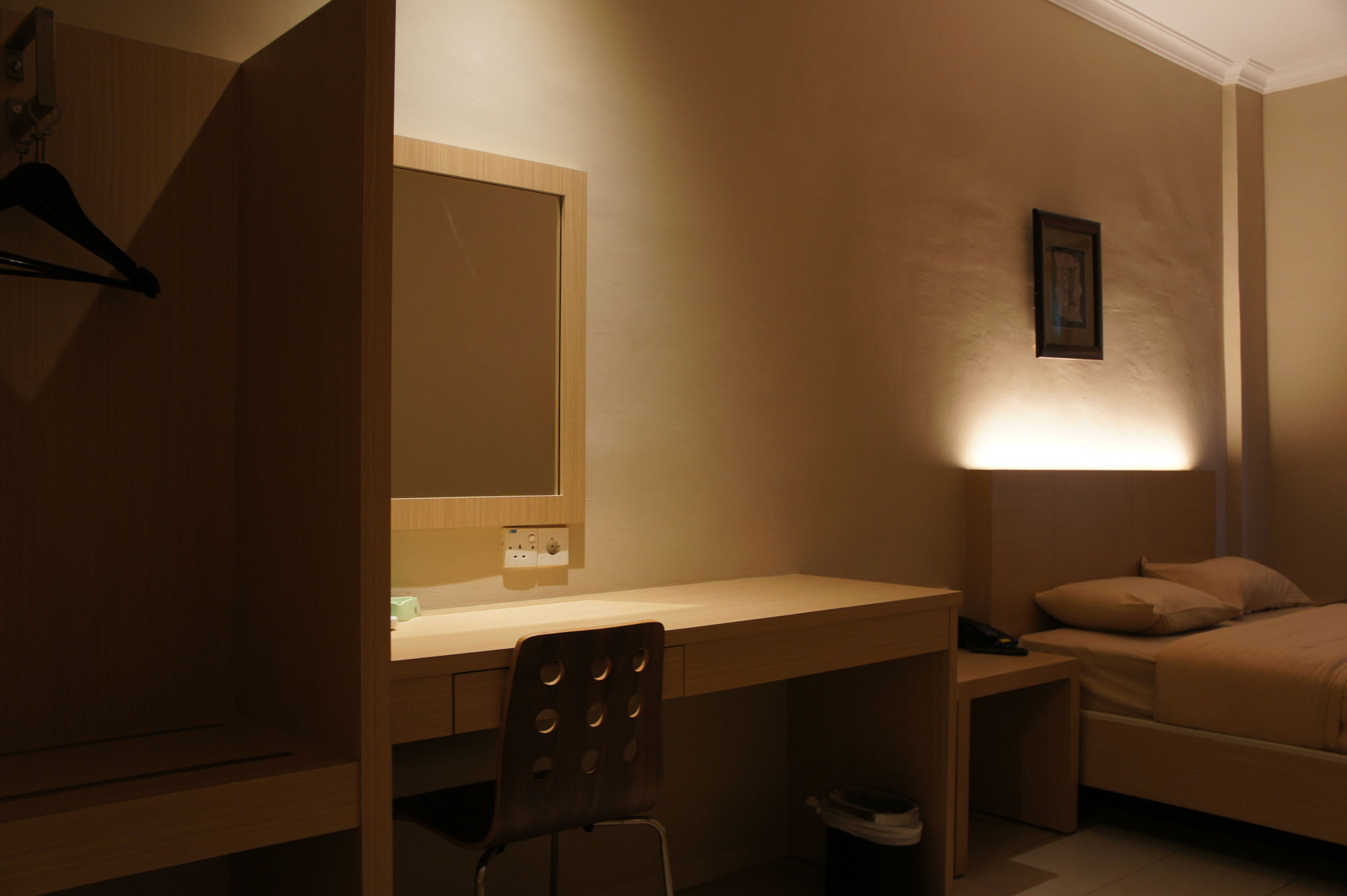 Sky View Hotel (اسکای ویو هتل) 