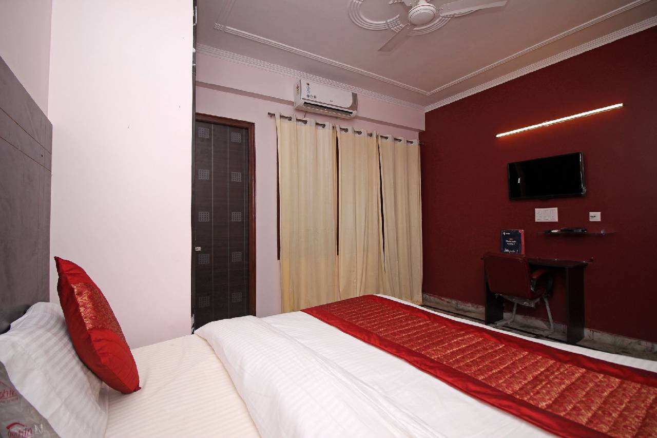 Oyo 9192 Hotel Raghav Residency 