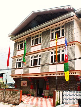 Valley Vista Resort & Spa Hotel Front