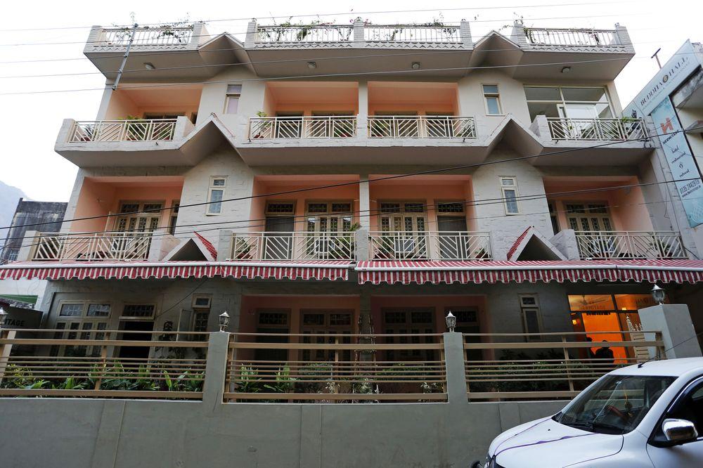 Oyo 8988 Radha Krishna Guest House 