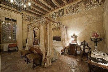 Relais Castello Bevilacqua 