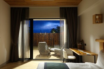 Skyebay Club Guestroom