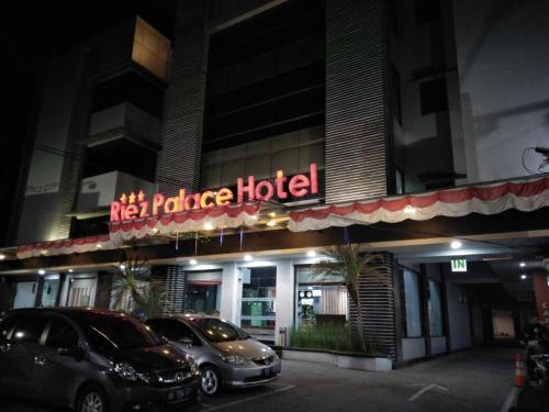 Riez Palace 