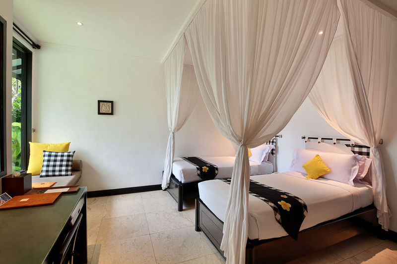Candi Beach Resort & Spa Room