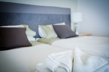 West Fenton Court (وست فنتون كورت) Guestroom