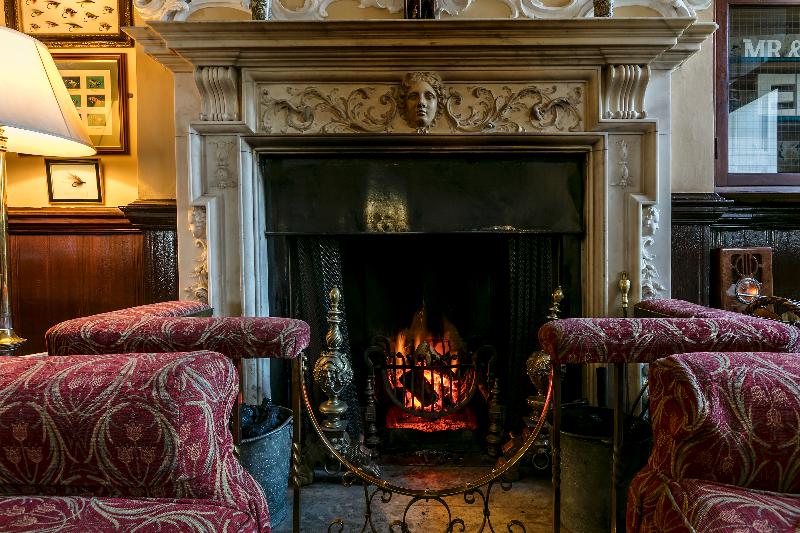 Ednam House Hotel Bar
