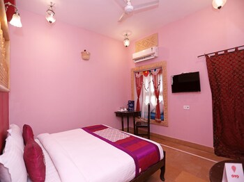 Oyo 1402 Hotel Prithvi In-Room Amenity