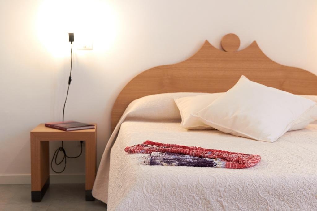 Etna Genus Guest House 