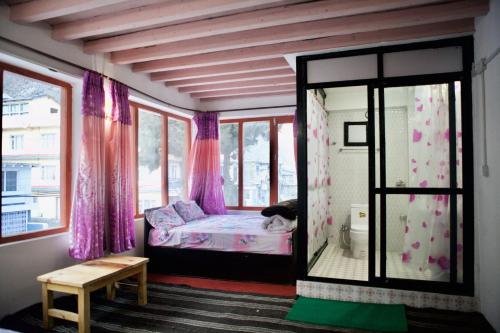 Hotel Mustang Monalisa 