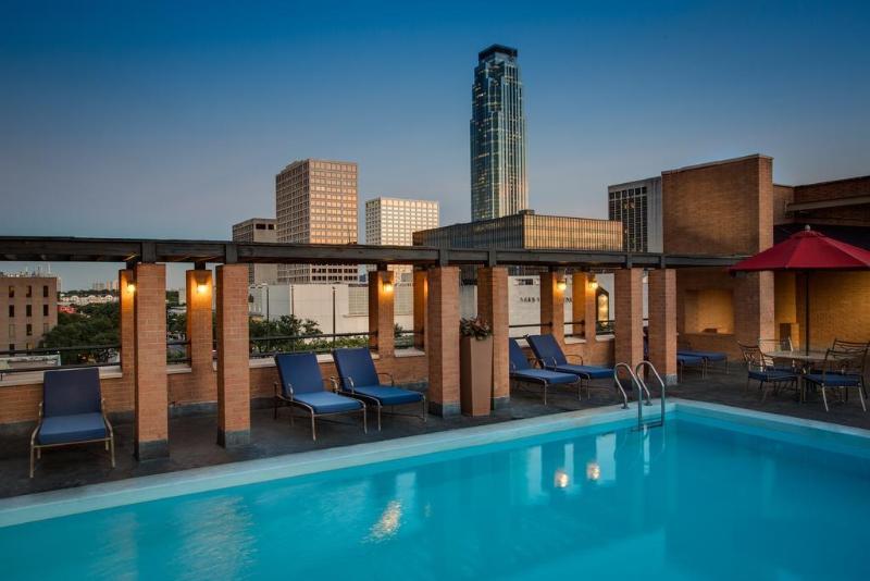 Jw Marriott Houston Pool