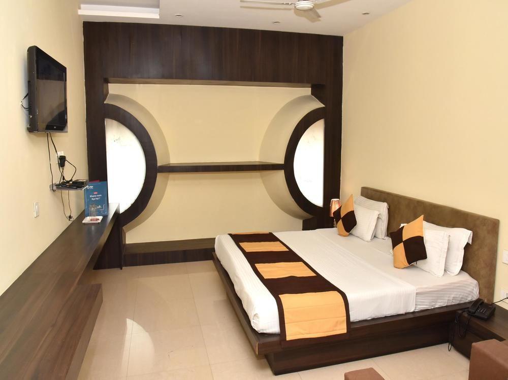 Oyo Rooms Sector 11 Panchkula 