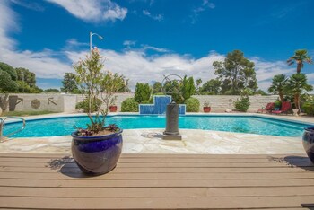 Luxurious 6br 7min To Las Vegas Strip Outdoor Pool