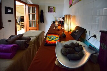 Casa Emblematica Armonia Treatment Room