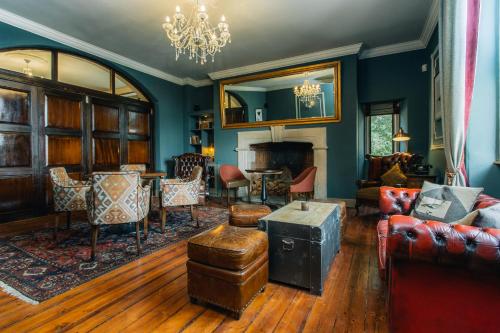 Stanton Manor Hotel 