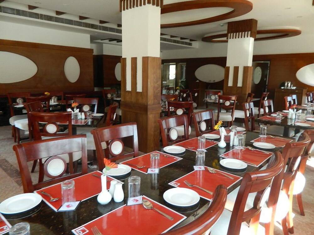 Keshav Clarks Inn Restaurant