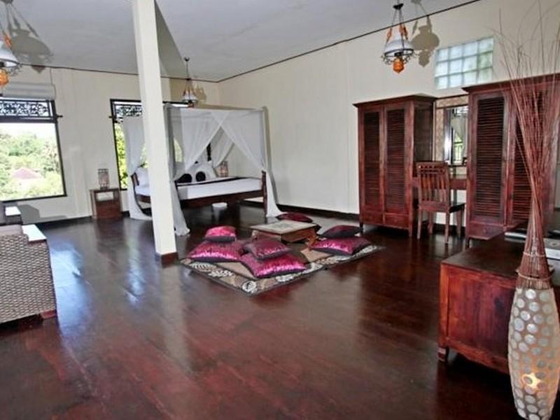 Kubu Alam Bukit Hotel 