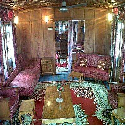 New Zenith Group Of Houseboats 
