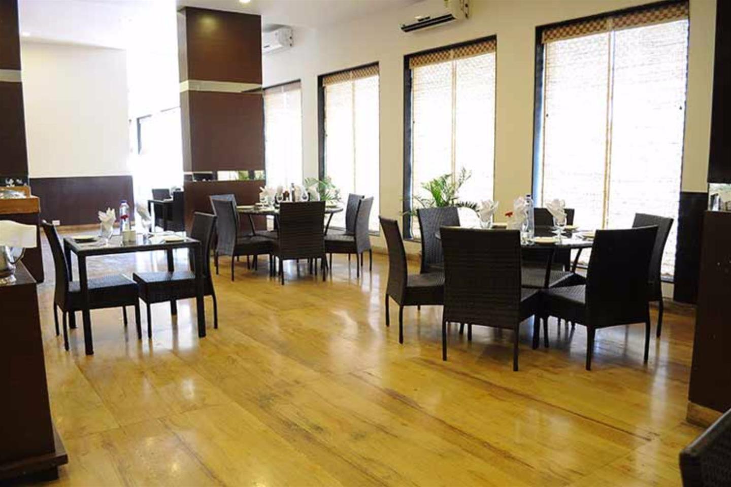 Hotel Pallavi West 