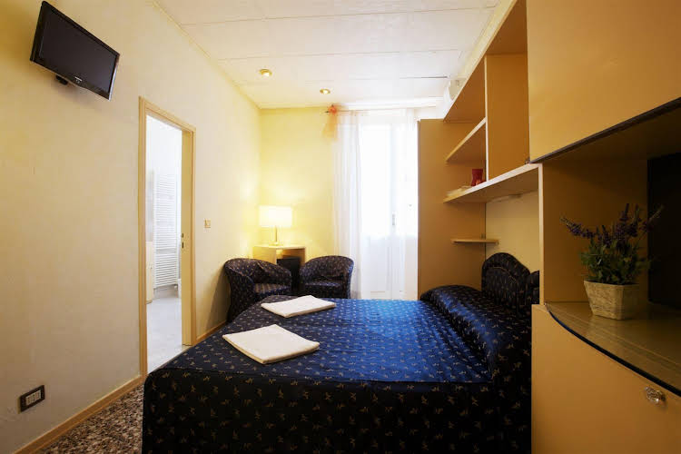 Lyric Hotel Levanto 