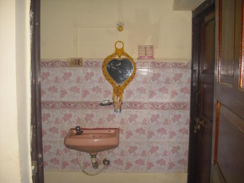 Sarah Guest House 